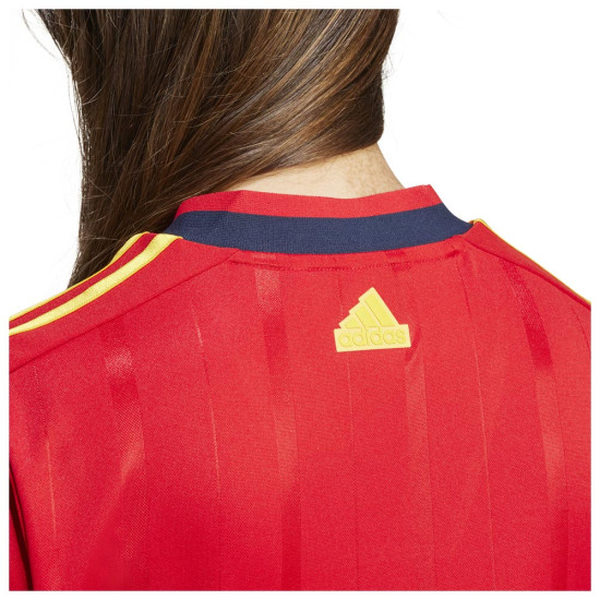 Adidas Γυναικεία κοντομάνικη μπλούζα Tiro Cut 3-Stripes Cropped Tee Adidas Γυναικεία κοντομάνικη μπλούζα Tiro Cut 3-Stripes Cropped Tee